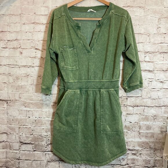 Daily Practice Dress Womens Medium Athletic Pockets Stretch Anthropogie V Neck - Picture 1 of 15